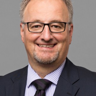 Dekan Jörg Hammerbacher