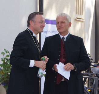 Regionalbischof Kopp und Dekan Bertram
